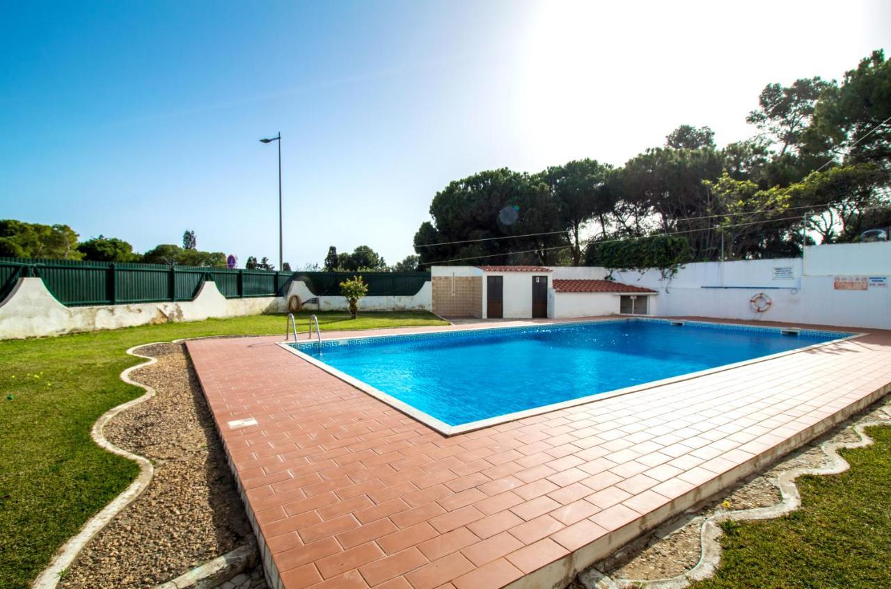 Ocean View Apartment - Pool And Sea View & Albufeira Center Eksteriør bilde